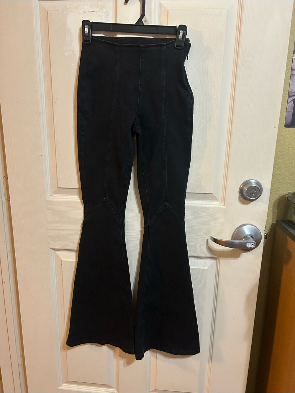 Arizona Jean Company Black Flared High-Rise Jeans